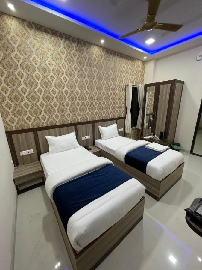 The Royal Palace Hotel Gorakhpur Eksteriør billede